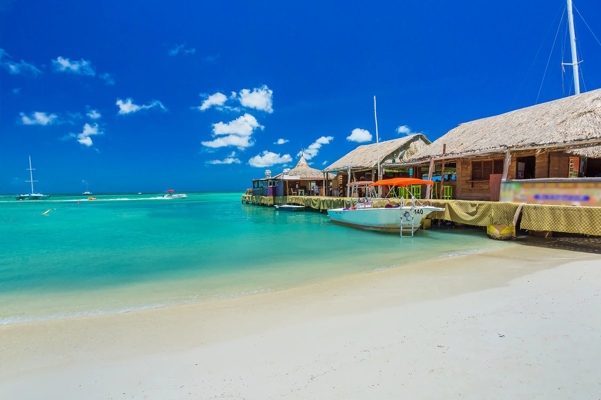 Best Local Aruban Food Restaurants Serving Authentic Island Cuisine